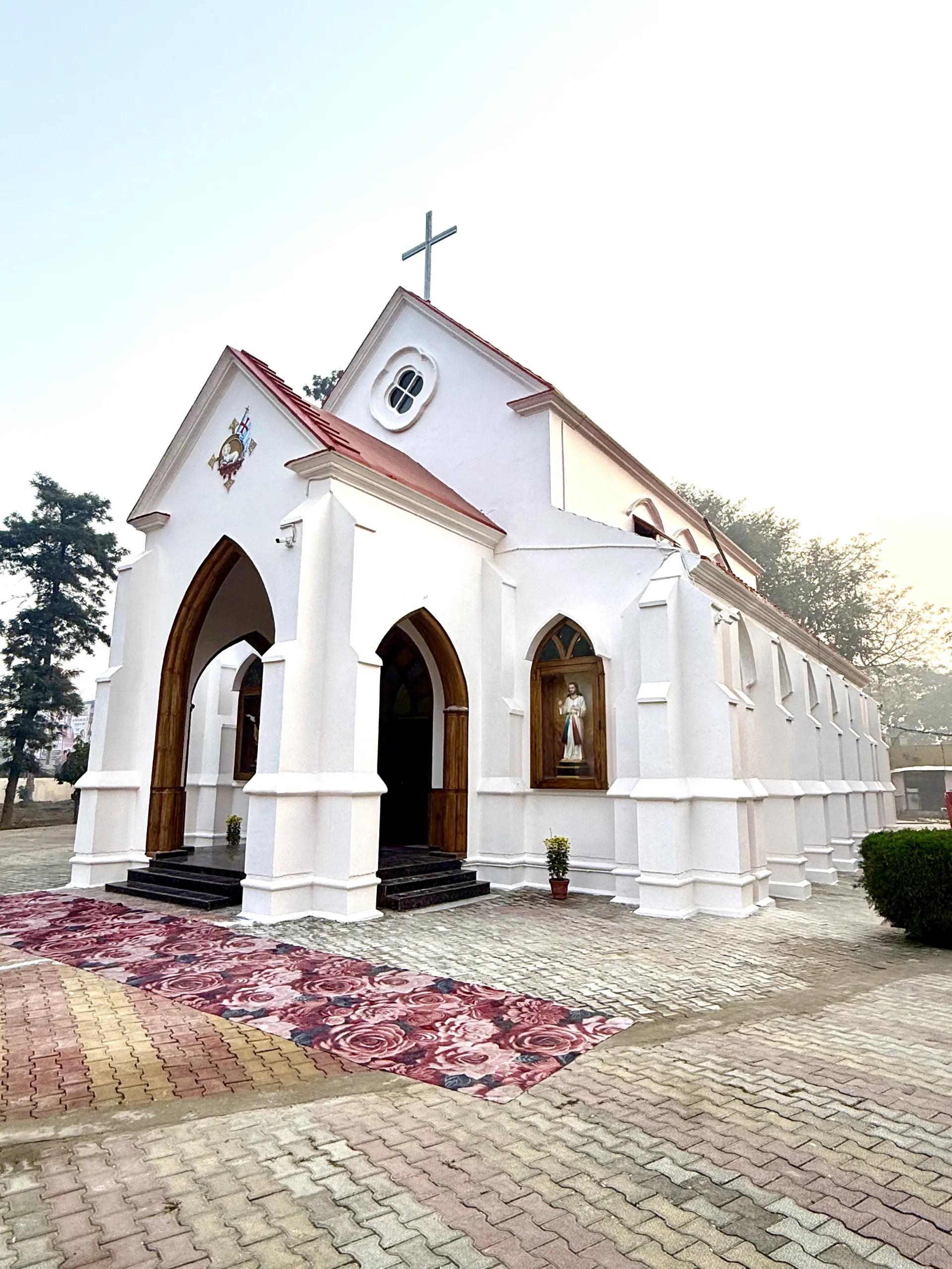 Christ the Redeemer — Altar