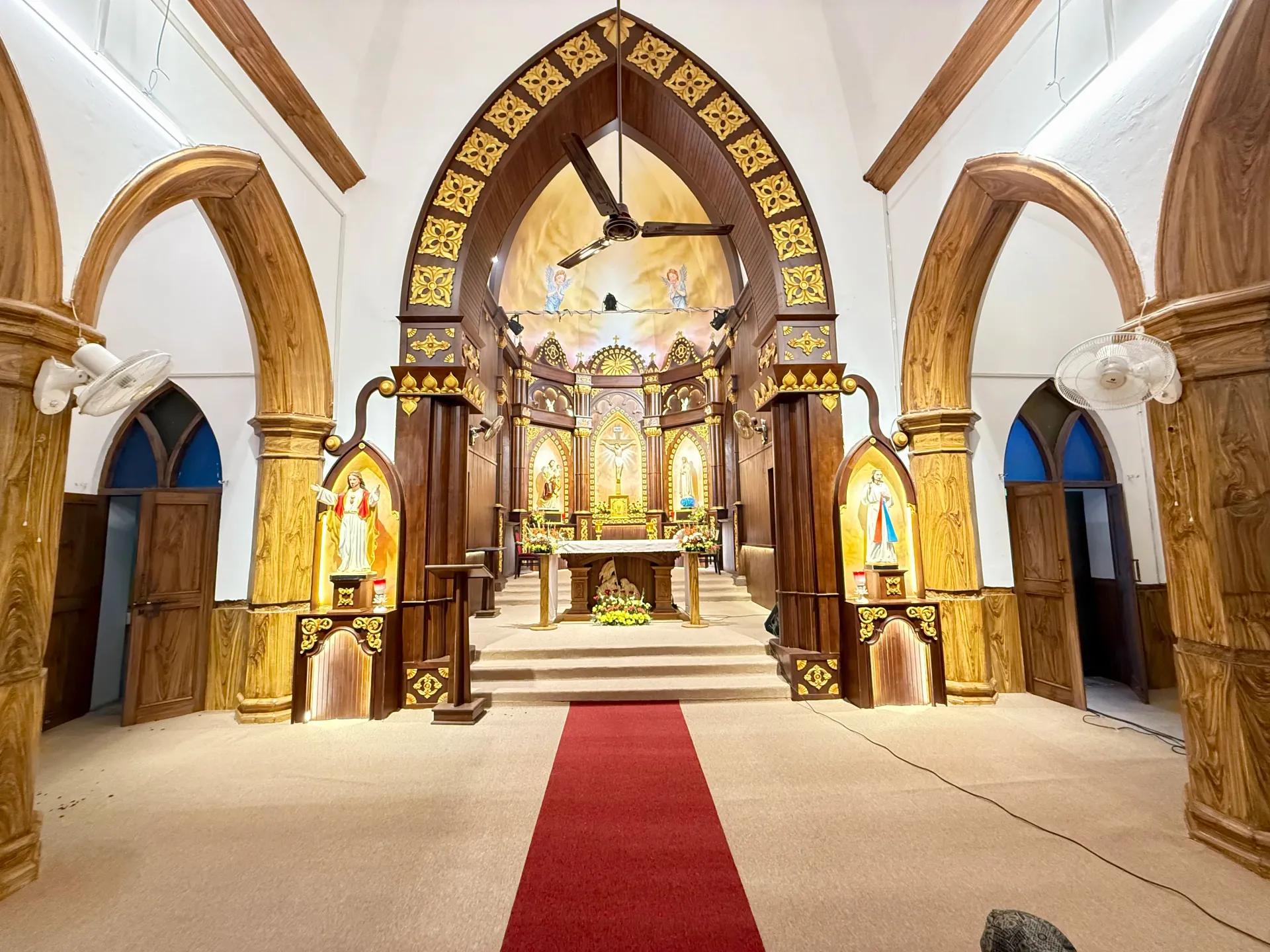 Christ the Redeemer — Facade