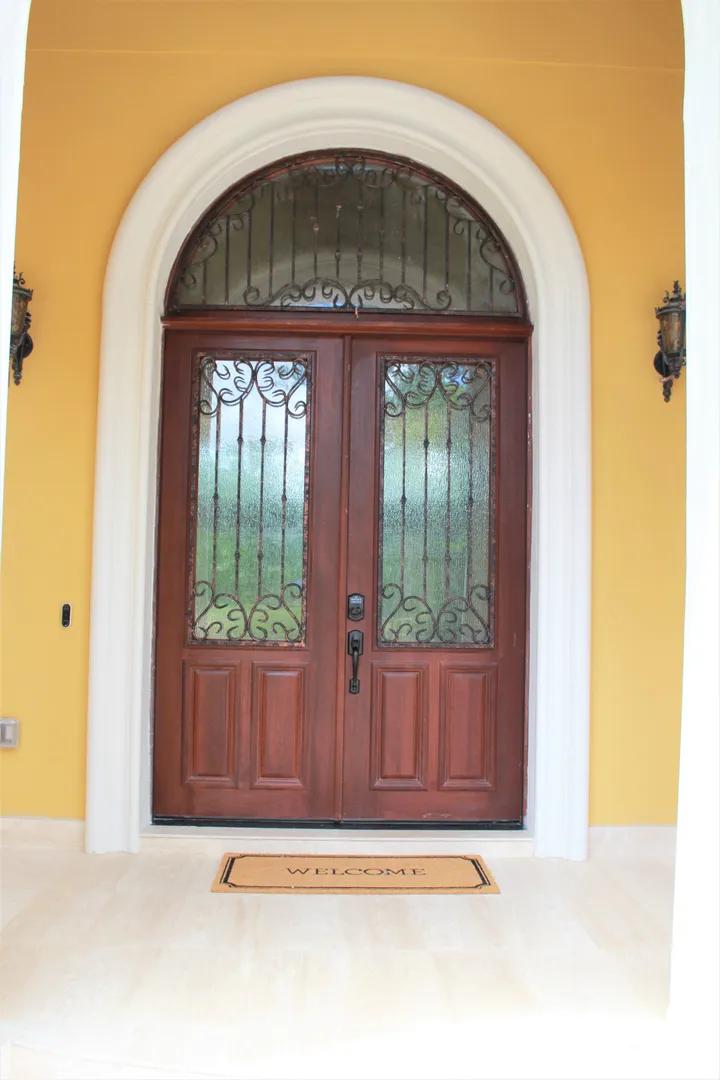 Custom Luxury Home  8000 SF under roof - Image 27