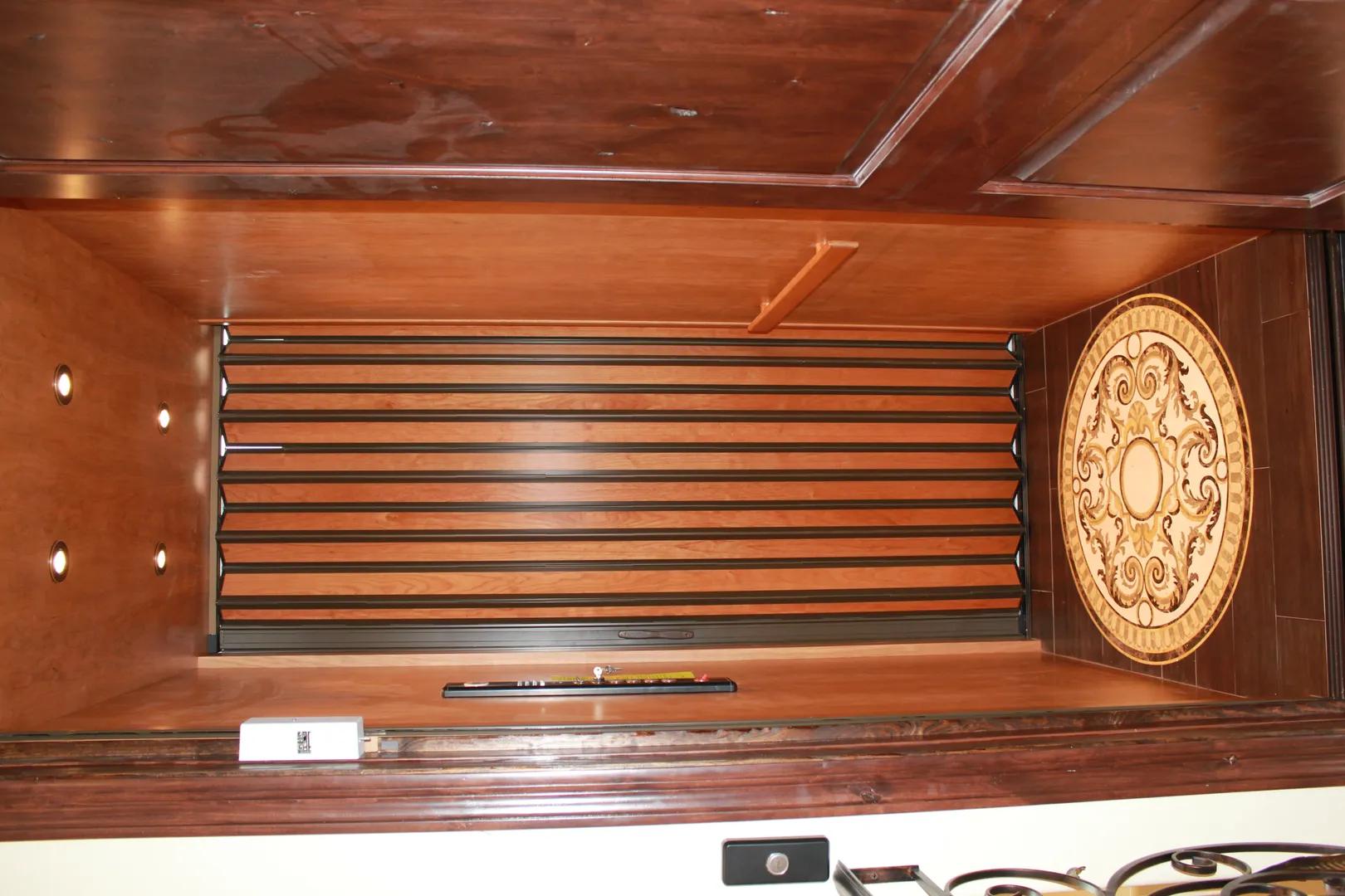 Custom Luxury Home  8000 SF under roof - Image 46