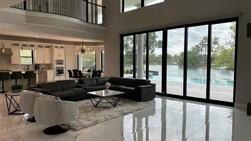 High-End Luxury — Master Suite