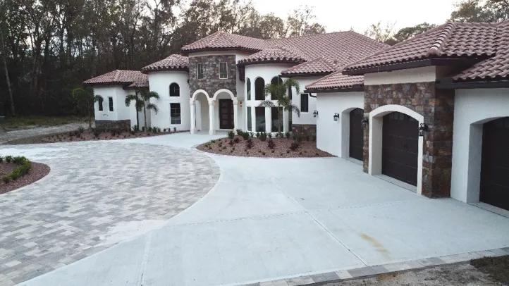 Julie Residence - Image 4