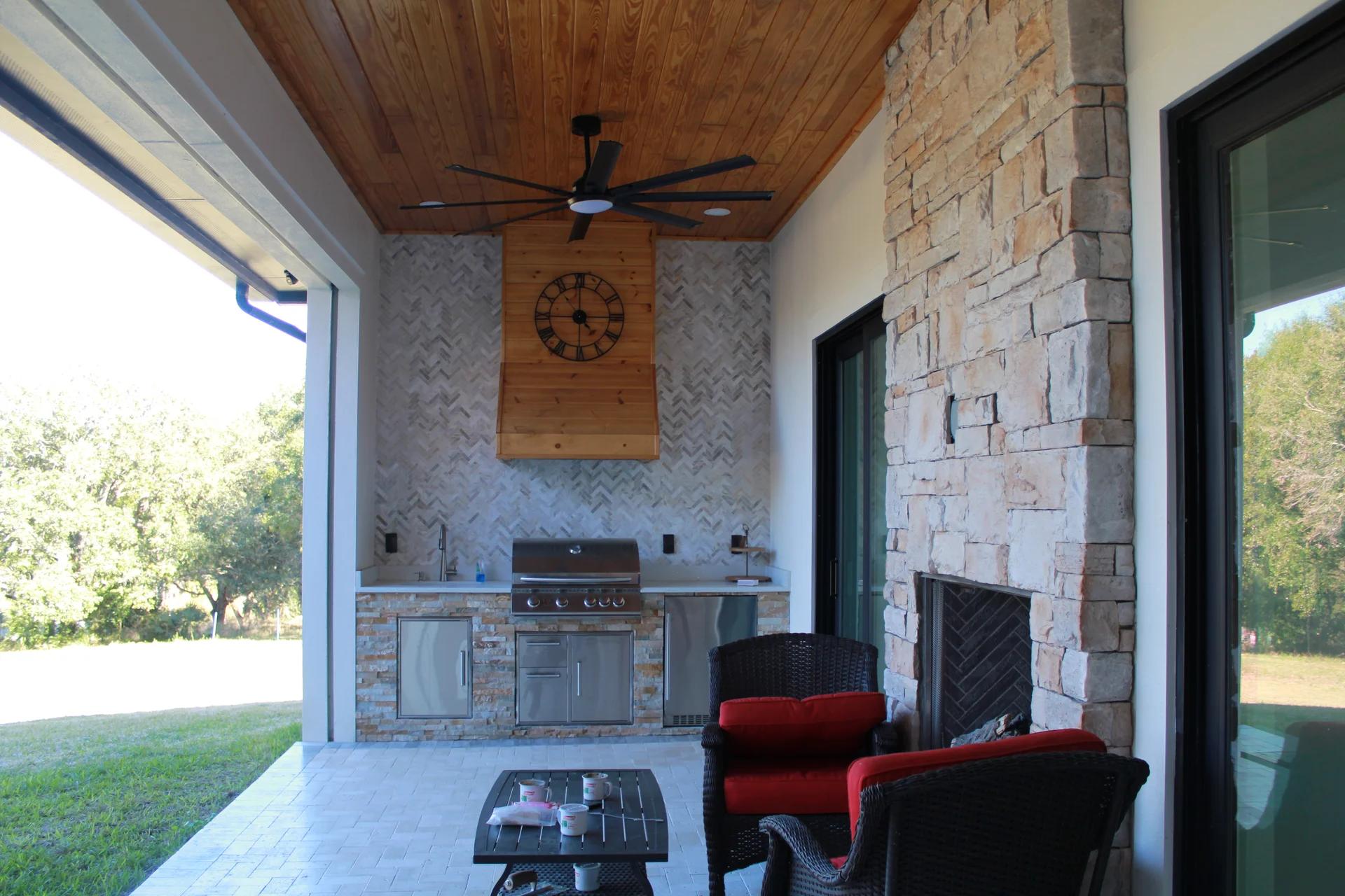 Residential 5 Bed 8500 SF IMG 0658.JPG